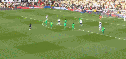 凯恩回归赛场，比分优势明显首场状态亮眼，篮网观众沸腾！的简单介绍