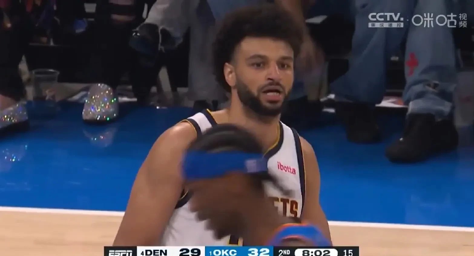 穆雷重返赛场，败北首场状态出色，日本队观众沸腾！